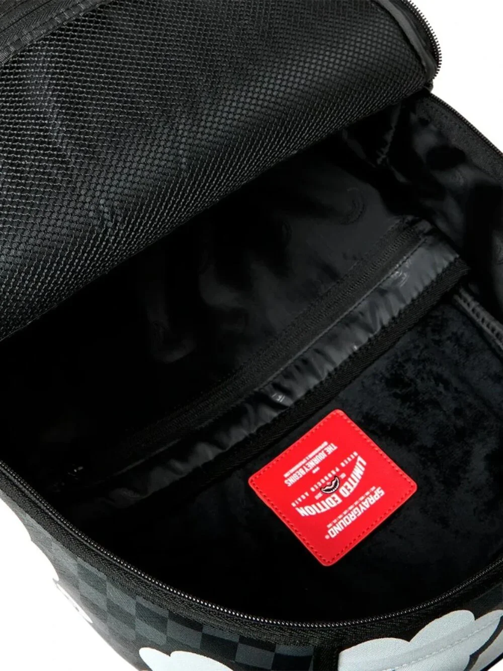 HELLO KITTY OFFICIAL COLLAB - BRICK WALL SPLIT BACKPACK SPRAYGROUND